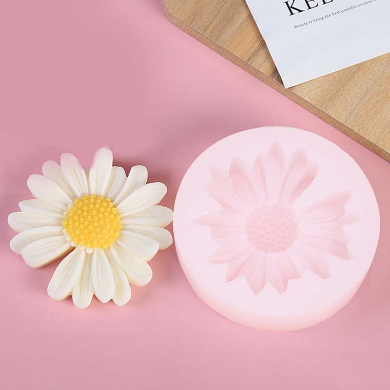 Soap Making At Home - DIY Candle Silicone Mold Daisy Chamomile