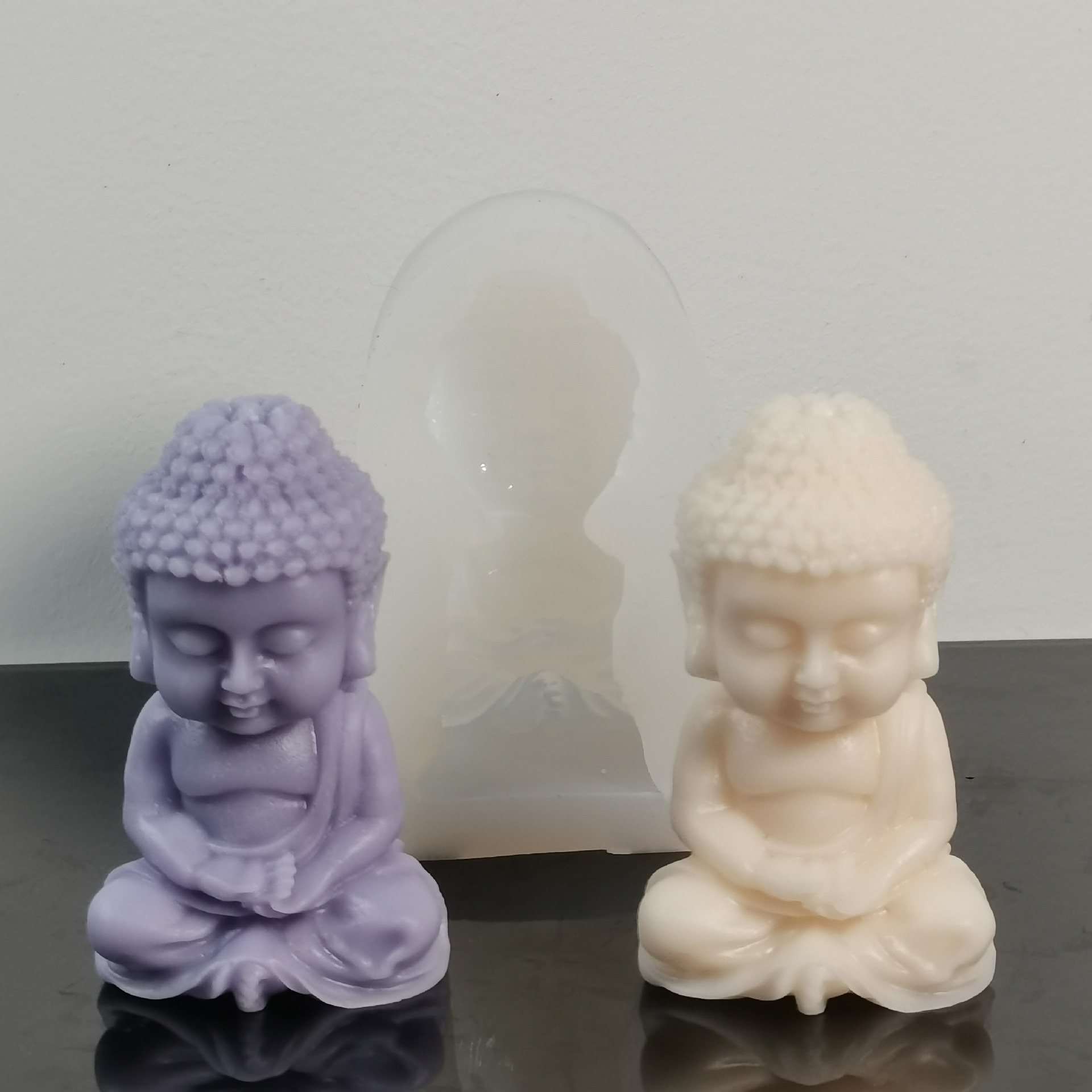 3d Maitreya Silicone Candle Mo - огляд і ціна Soap Making Scents
